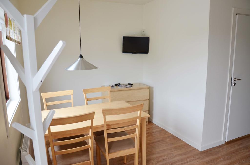 Apelvikstrand Semesterlagenheter Aparthotel Varberg Habitación foto