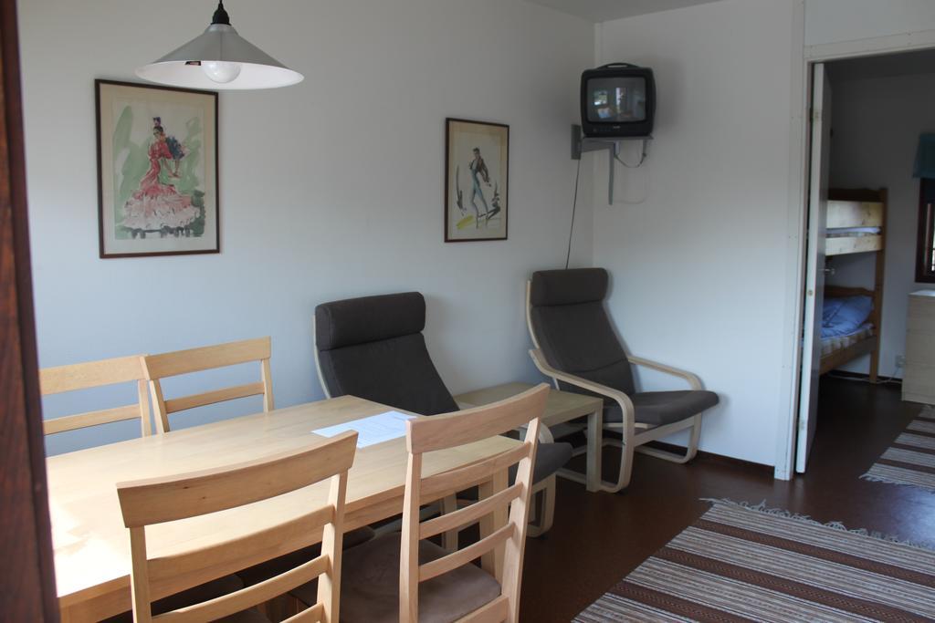 Apelvikstrand Semesterlagenheter Aparthotel Varberg Habitación foto